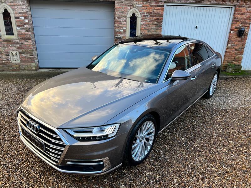 AUDI A8
