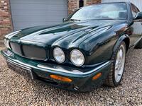 JAGUAR XJR