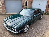 JAGUAR XJR