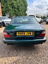 JAGUAR XJR