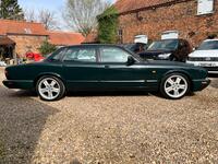 JAGUAR XJR