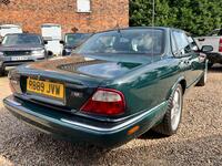 JAGUAR XJR