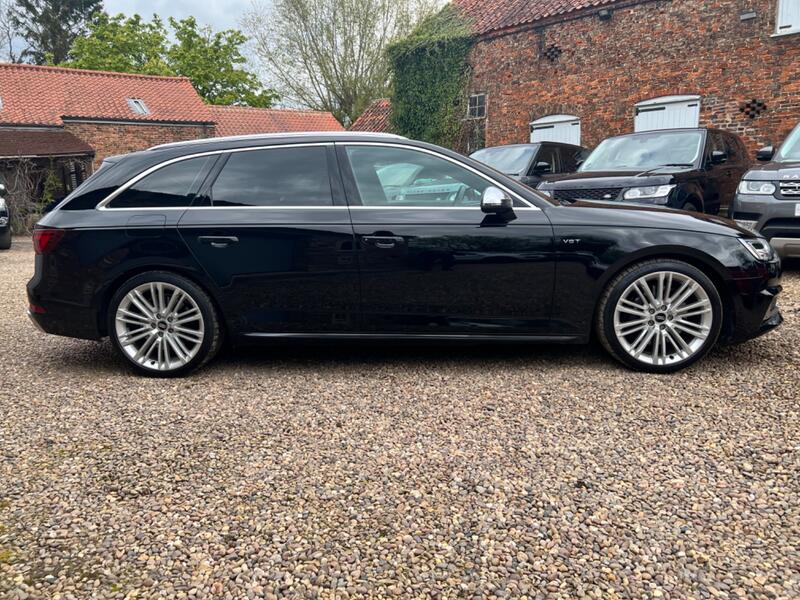 AUDI S4