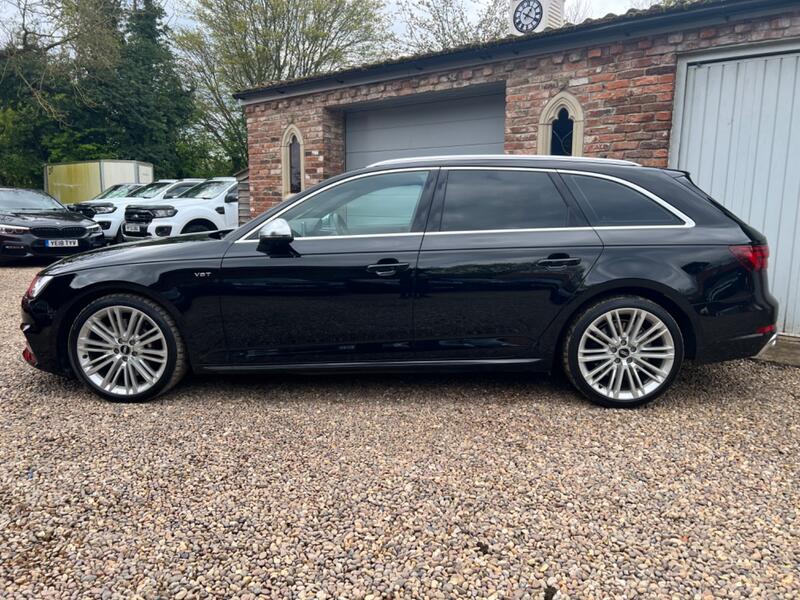 AUDI S4