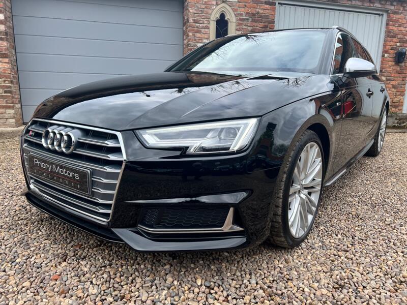 AUDI S4