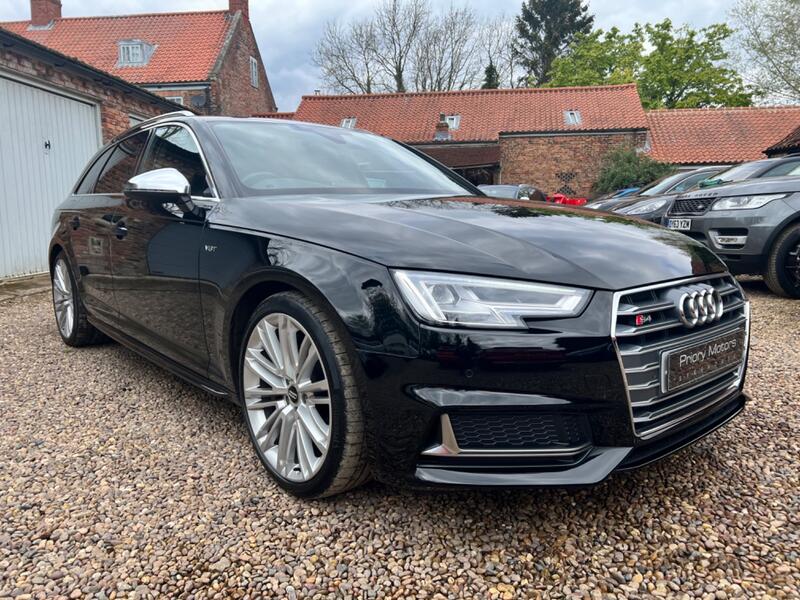 AUDI S4