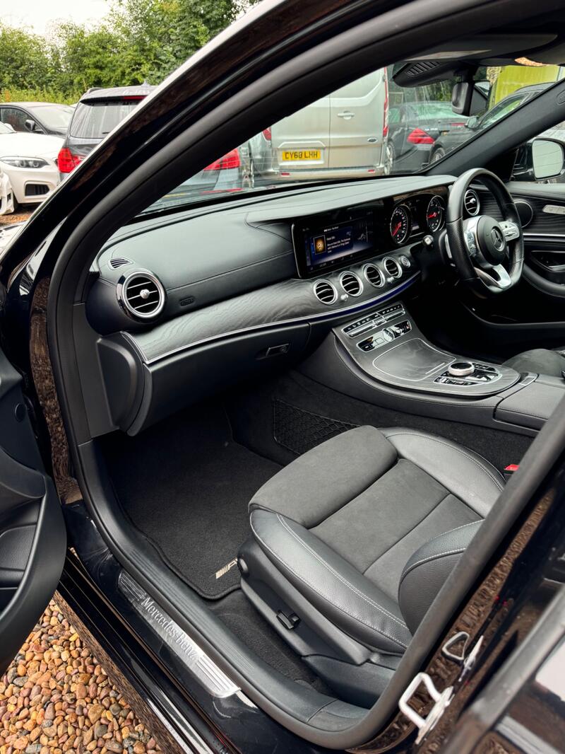 MERCEDES-BENZ E CLASS