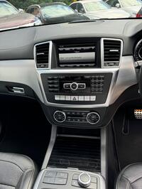 MERCEDES-BENZ M CLASS
