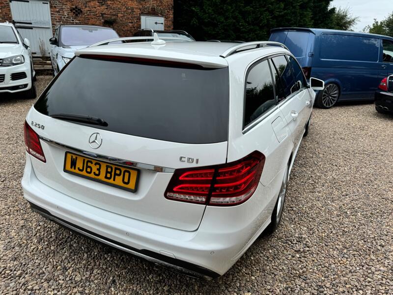 MERCEDES-BENZ E CLASS