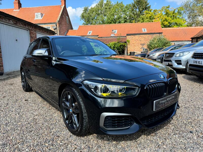 BMW 1 SERIES
