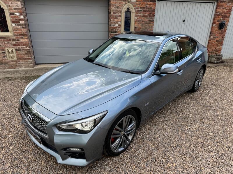 INFINITI Q50