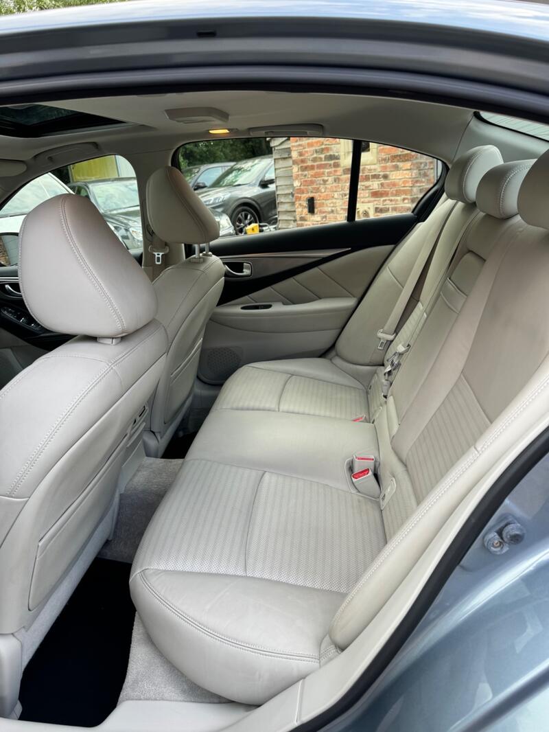 INFINITI Q50