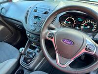 FORD TOURNEO