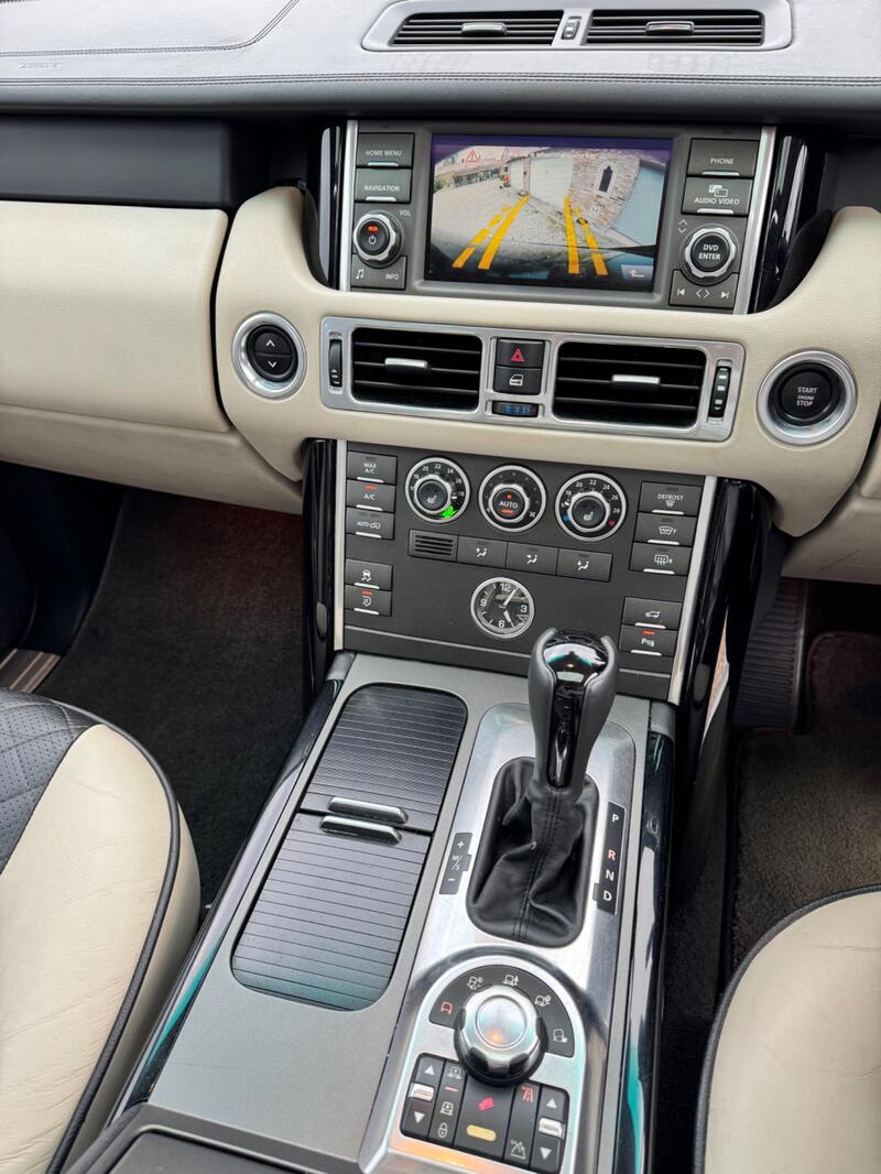 LAND ROVER RANGE ROVER