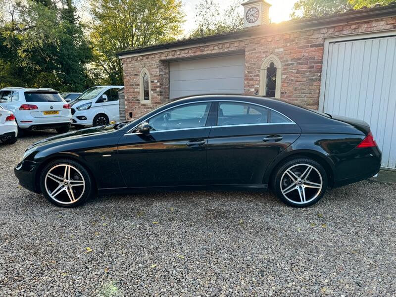 MERCEDES-BENZ CLS