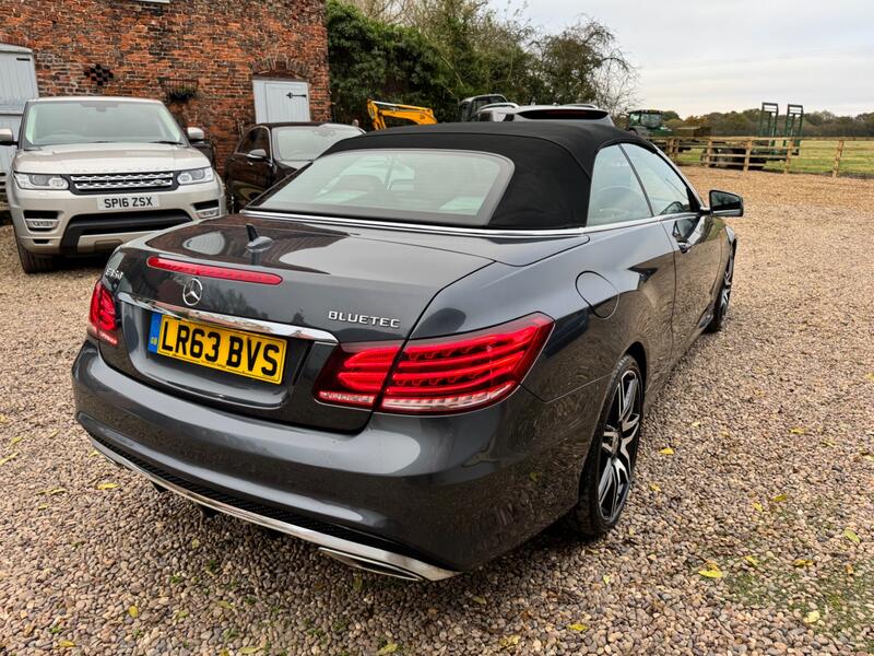 MERCEDES-BENZ E CLASS