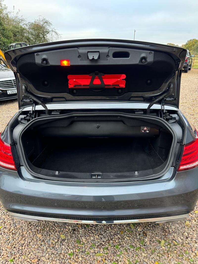 MERCEDES-BENZ E CLASS