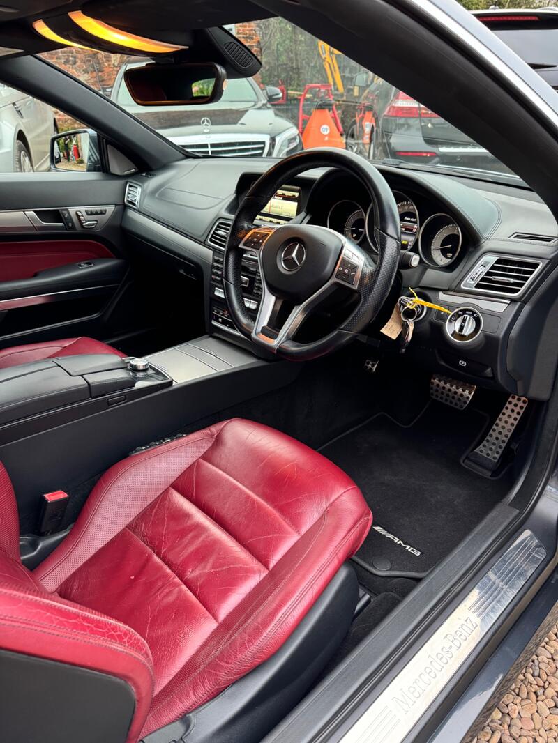 MERCEDES-BENZ E CLASS
