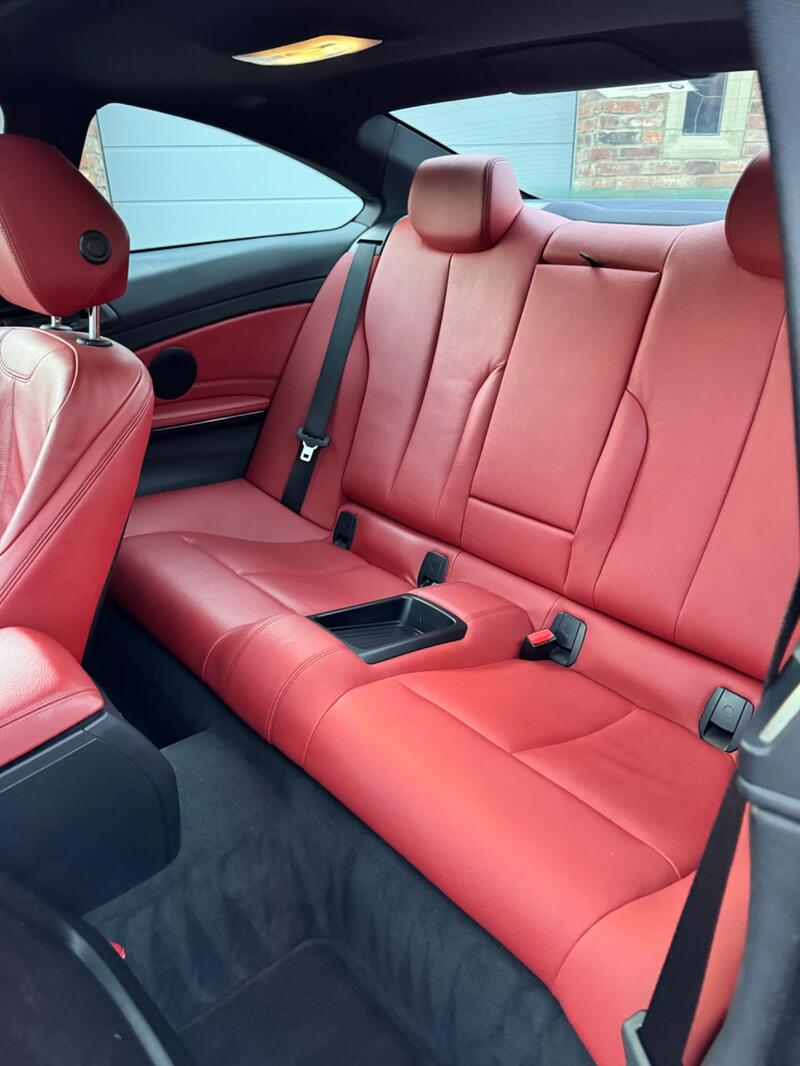 BMW 4 SERIES
