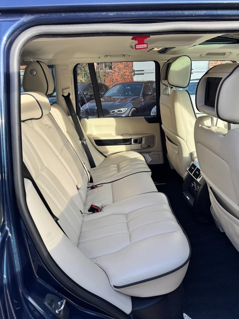 LAND ROVER RANGE ROVER