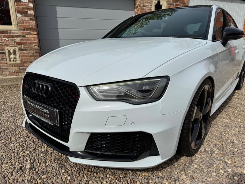 AUDI RS3