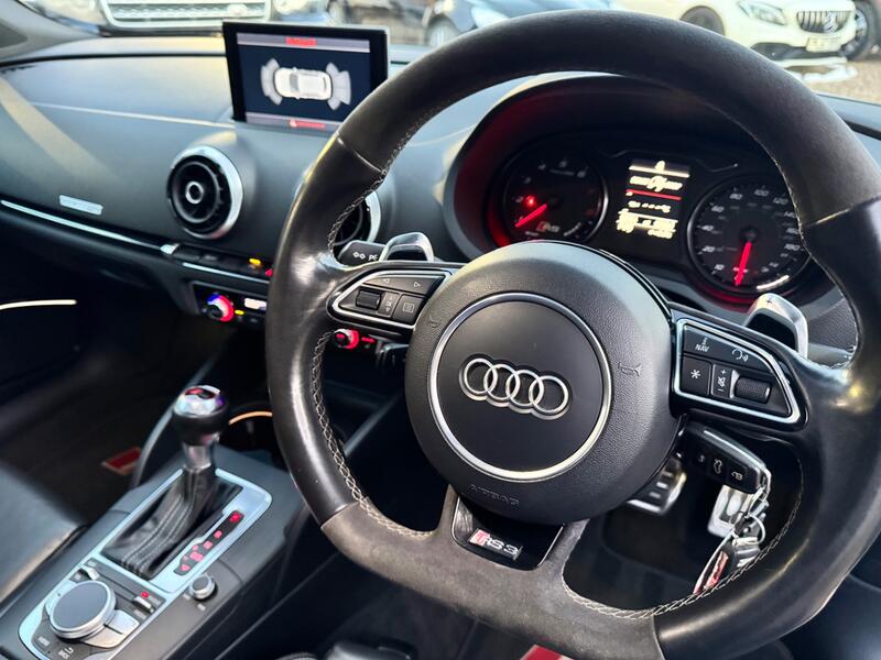 AUDI RS3