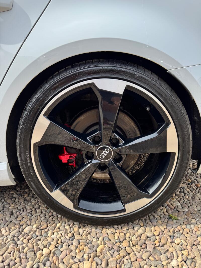 AUDI RS3
