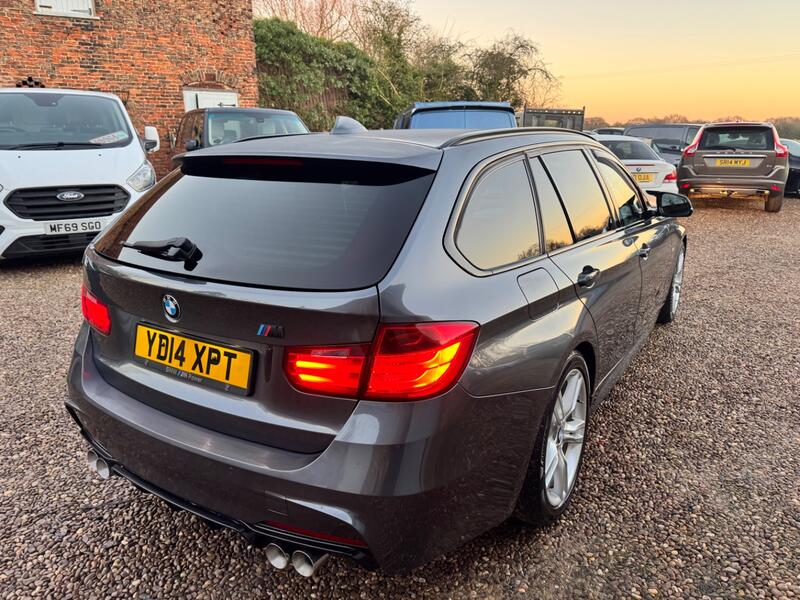 BMW 3 SERIES
