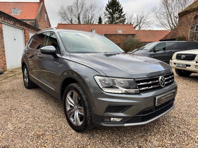 VOLKSWAGEN TIGUAN ALLSPACE
