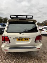TOYOTA LAND CRUISER