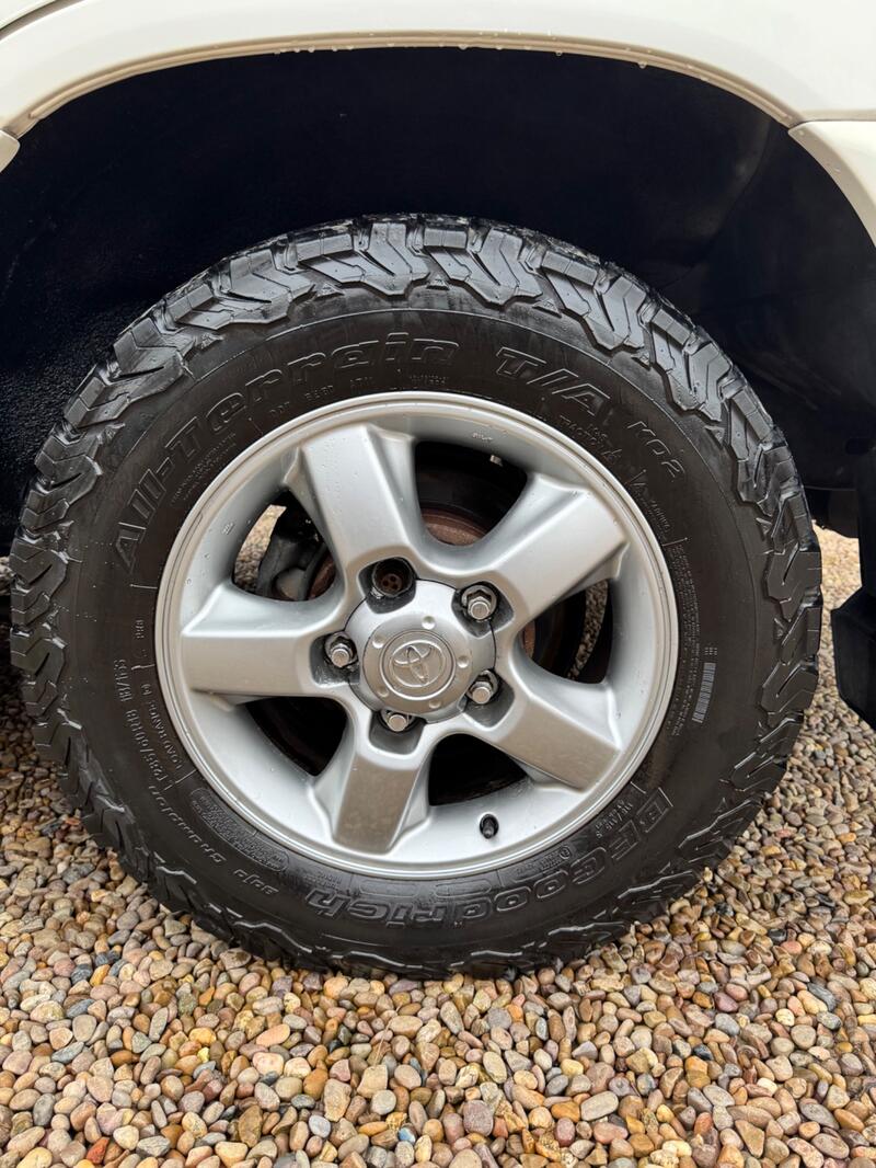 TOYOTA LAND CRUISER